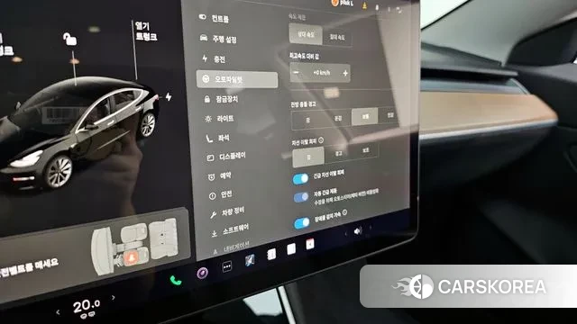Tesla Model 3 id 3000018 из Кореи 8