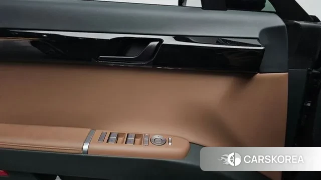 Hyundai Grandeur (GN7) id 3321748 из Кореи 8