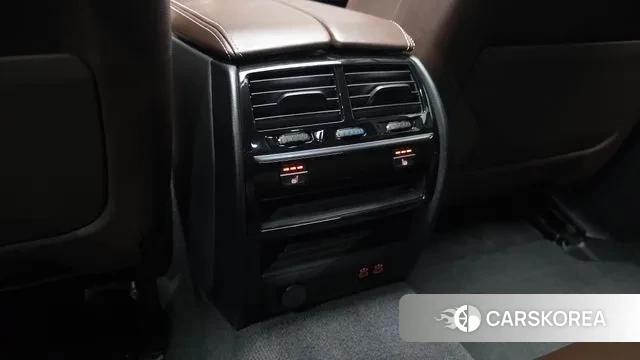 BMW 5 Series (G30) id 3577998 из Кореи 8