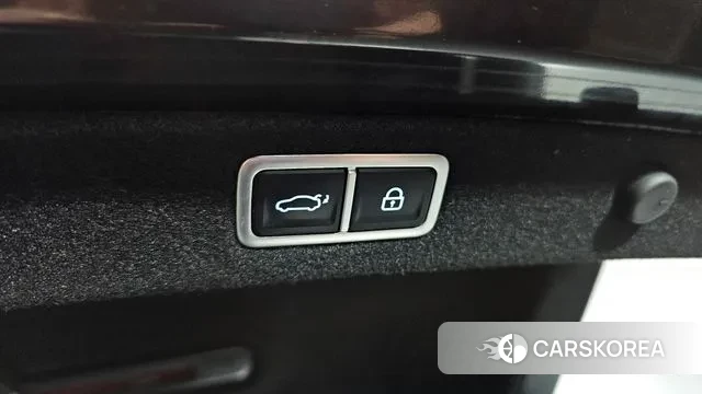 Hyundai Grandeur (GN7) id 2959200 из Кореи 8