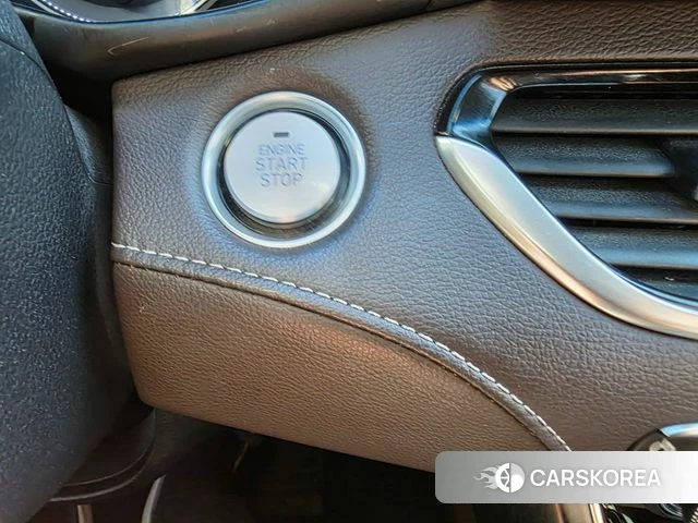 Hyundai Grandeur IG id 4286106 из Кореи 8