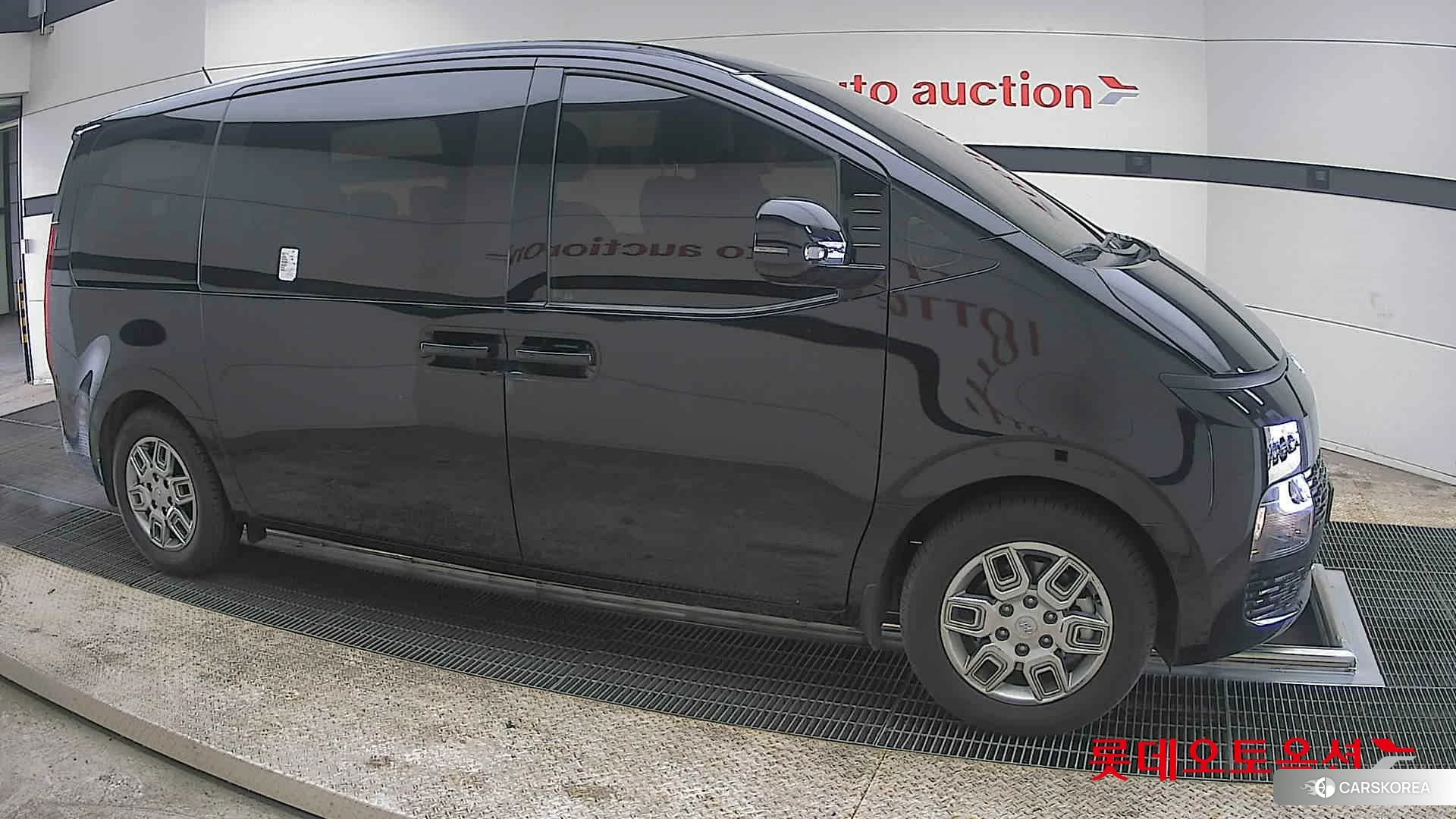 Hyundai Staria id 3882017 из Кореи 8