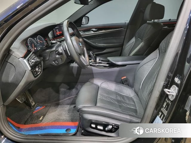 BMW 5 Series (G30) id 4351027 из Кореи 8
