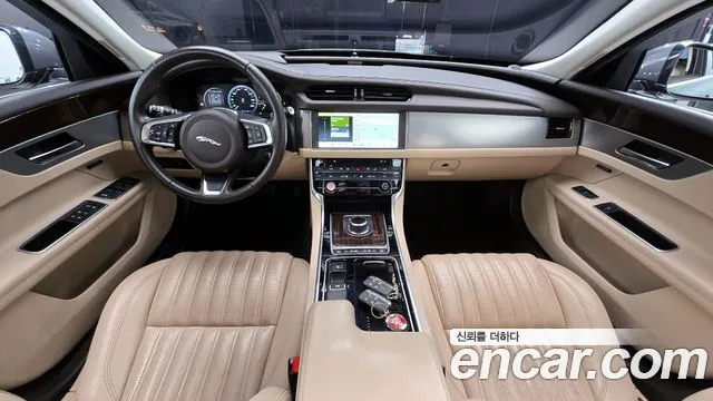 Jaguar XF (X260) id 2646965 из Кореи 8