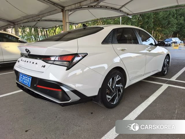 Hyundai Elantra id 4353585 из Китая 8