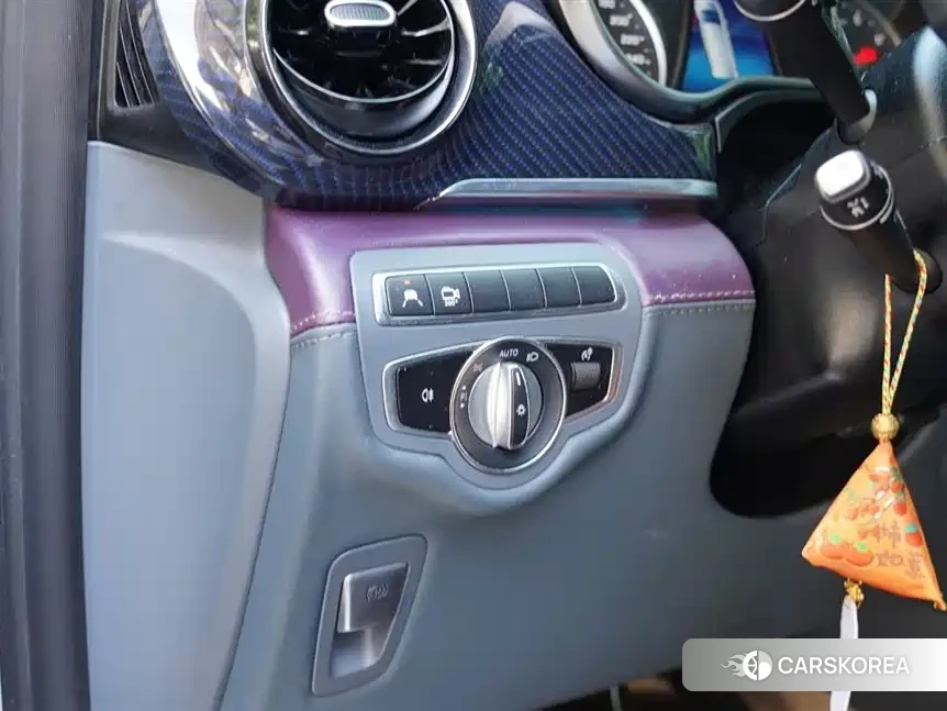 Mercedes-Benz V-Class id 4559705 из Китая 8