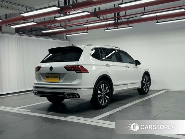 Volkswagen Tiguan L id 4261343 из Китая 8