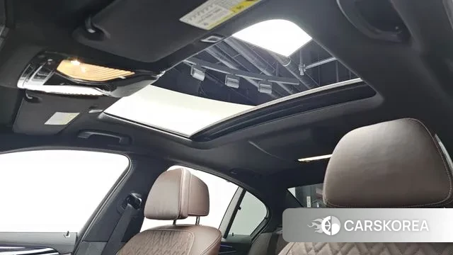 BMW 5 Series (G30) id 3243709 из Кореи 8