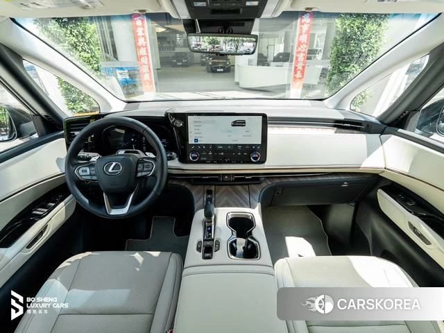 Lexus LM id 4273748 из Китая 8