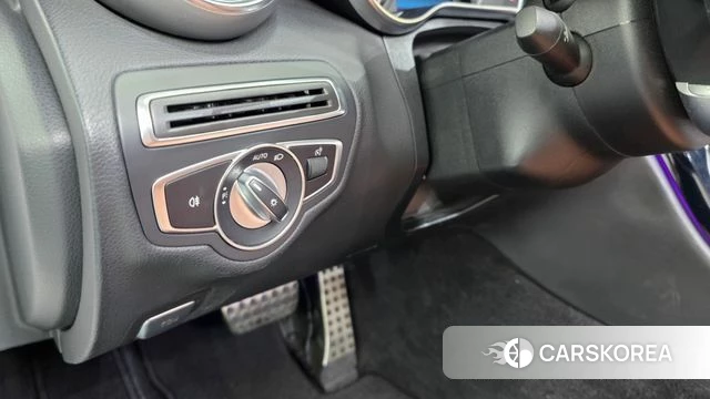 Mercedes-Benz C-Class W205 id 3828721 из Кореи 8