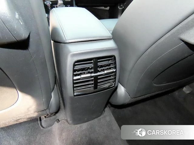 Kia Di Ol Nu Niro id 3799545 из Кореи 8