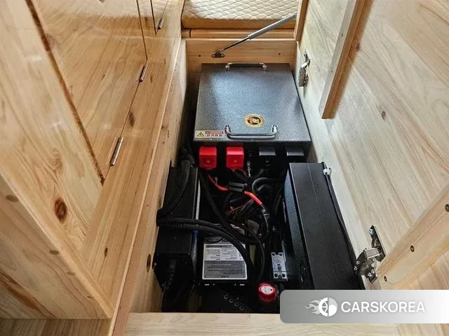 Hyundai Staria id 3650317 из Кореи 8