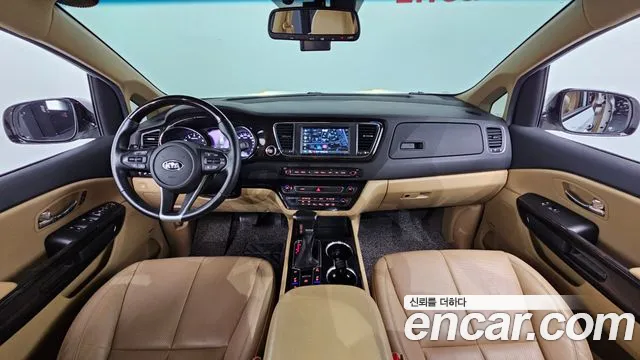 Kia The New Carnival id 2765353 из Кореи 8