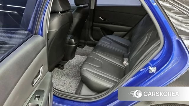 Hyundai Avante (CN7) id 3860832 из Кореи 8