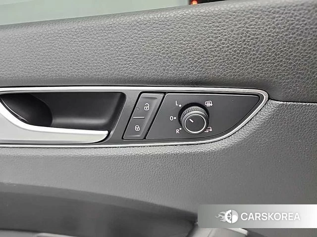 Volkswagen The New Passat id 4705667 из Кореи 8