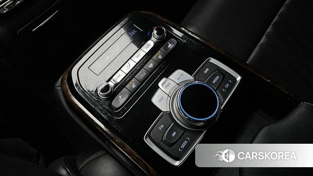 Genesis G90 id 3966163 из Кореи 8