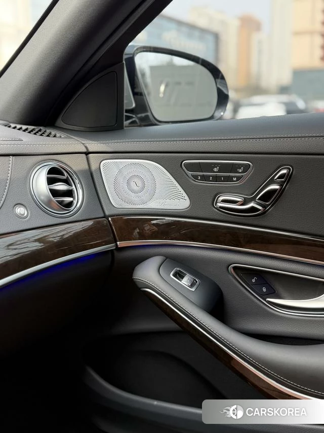 Mercedes-Benz Maybach S-class id 3855994 из Китая 8