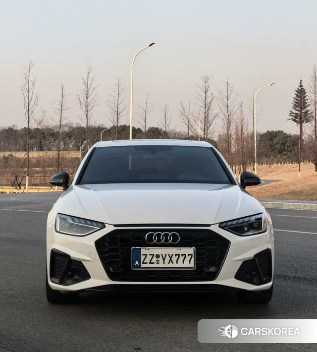 Audi A4L id 4271836 из Китая 8