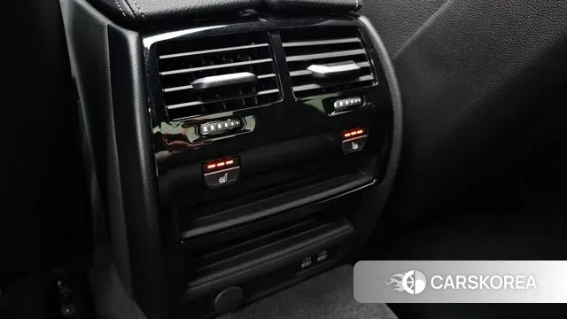 BMW 5 Series (G30) id 3174227 из Кореи 8