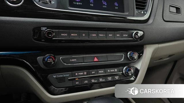 Kia The New Carnival id 4317832 из Кореи 8