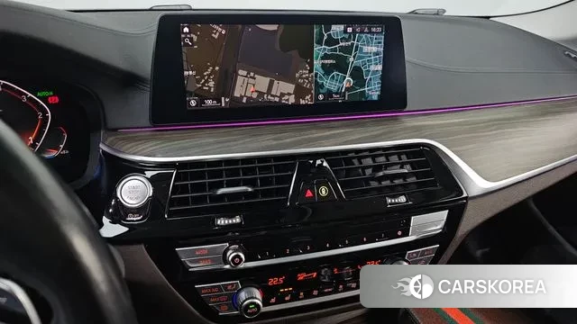 BMW 5 Series (G30) id 3778505 из Кореи 8