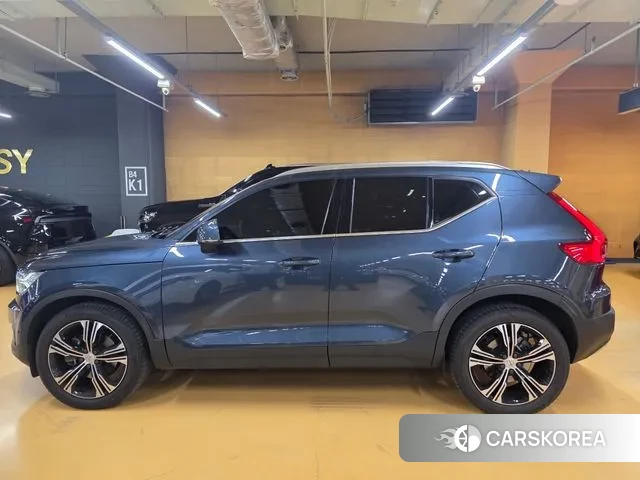 Volvo XC40 id 3281214 из Кореи 8