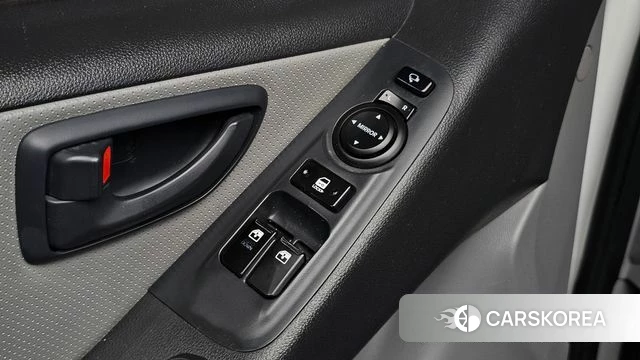Hyundai The New Grand Starex id 4642758 из Кореи 8