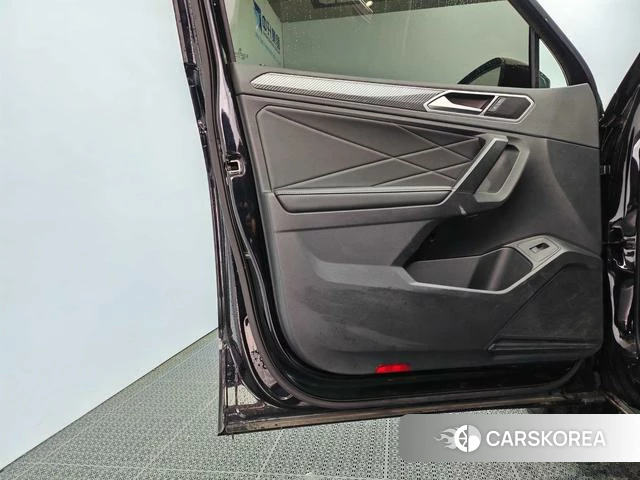 Volkswagen Tiguan L id 4262085 из Китая 8