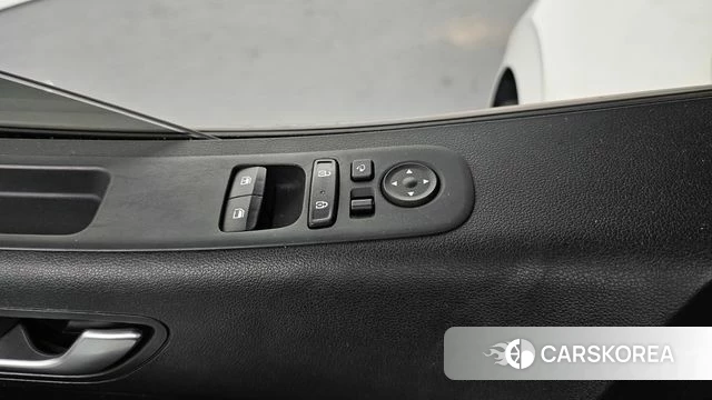 Hyundai Staria id 3964409 из Кореи 8