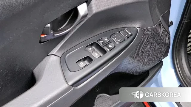 Hyundai Veloster (JS) id 3718647 из Кореи 8