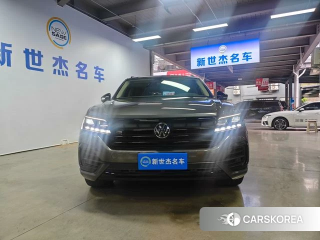 Volkswagen Touareg id 4260063 из Китая 8