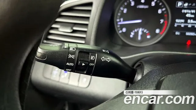 Hyundai Avante AD id 2213618 из Кореи 8