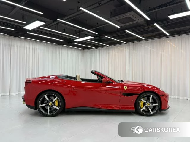 Ferrari Portofino id 3913767 из Китая 8