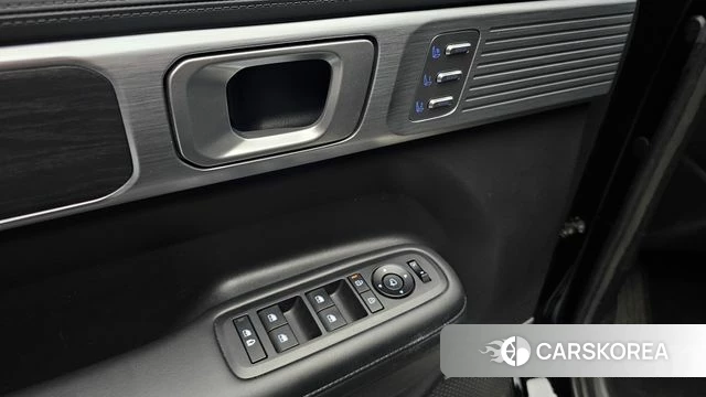 Hyundai Santa Fe (MX5) id 3897113 из Кореи 8