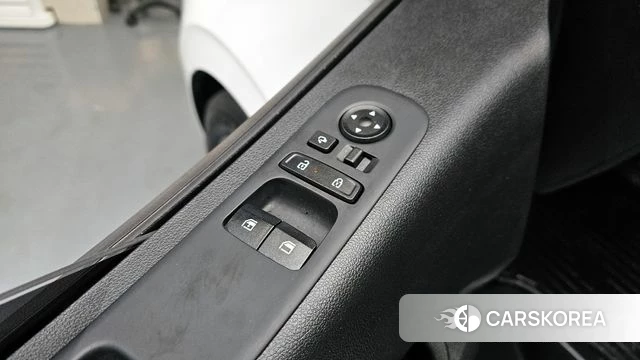Hyundai Staria id 4243086 из Кореи 8