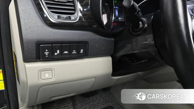 Kia The New Carnival id 4188306 из Кореи 8