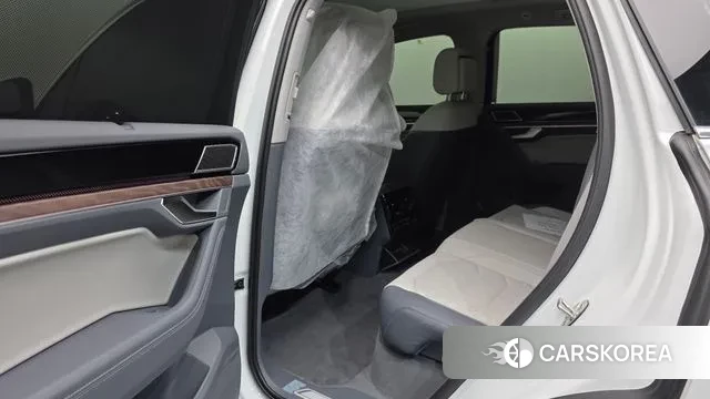 Volkswagen Touareg 3rd generation id 3731690 из Кореи 8