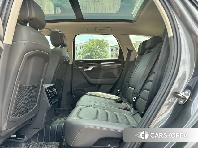 Volkswagen Touareg id 4393464 из Китая 8