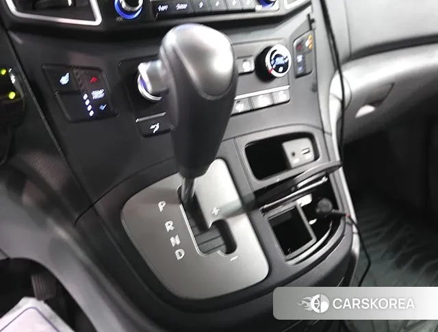 Hyundai The New Grand Starex id 3102066 из Кореи 8