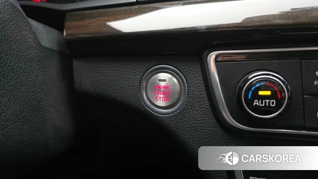 Kia Come New K7 id 4508498 из Кореи 8