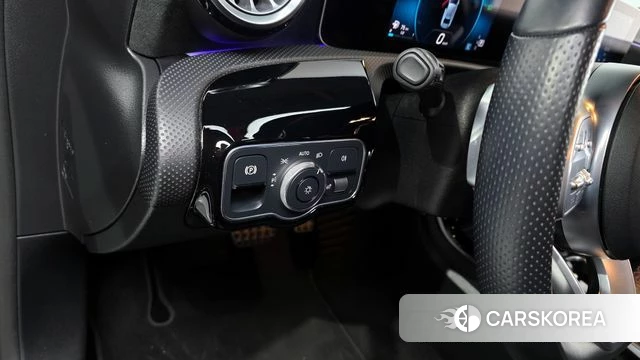 Mercedes-Benz A-Class W177 id 3813649 из Кореи 8