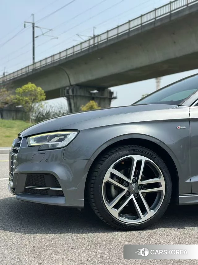 Audi A3 id 4209432 из Китая 8