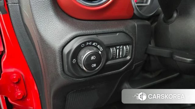 Jeep Wrangler (JL) id 3904690 из Кореи 8