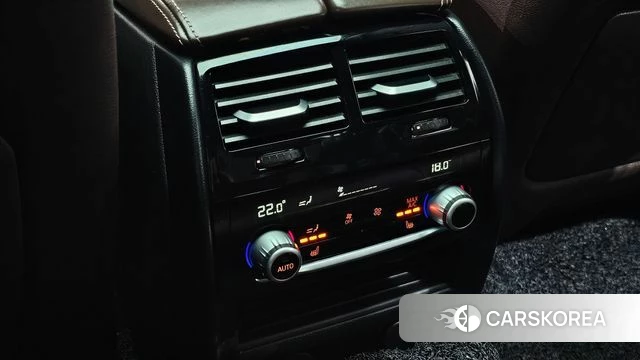 BMW 5 Series (G30) id 3867537 из Кореи 8