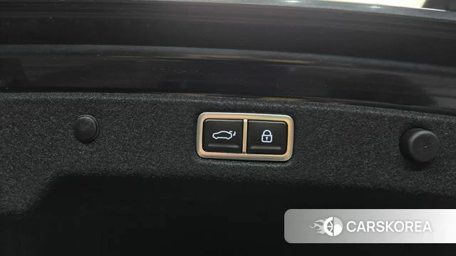 Hyundai Grandeur Hybrid (GN7) id 4618190 из Кореи 8