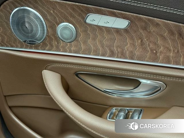Mercedes-Benz E-class id 4216274 из Китая 8