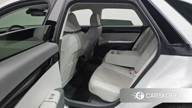 Hyundai Grandeur Hybrid (GN7) id 4612584 из Кореи 8