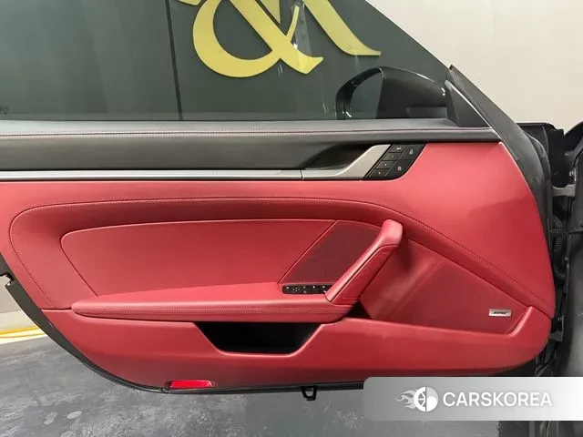 Porsche 911(992) id 3674865 из Кореи 8