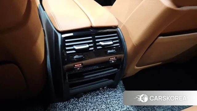 BMW 5 Series (G30) id 3556933 из Кореи 8