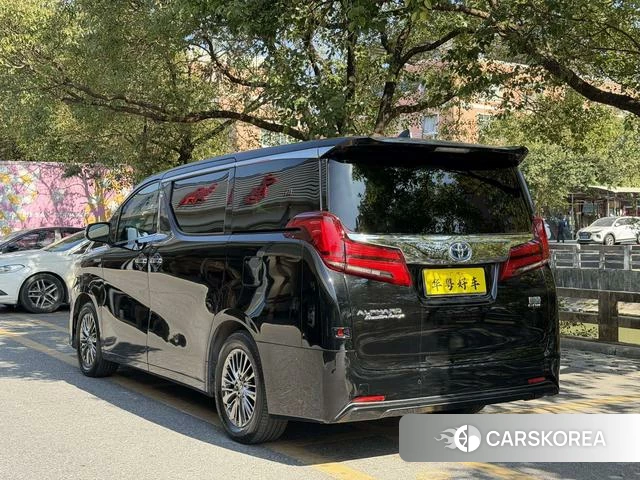 Toyota Elfa id 4333453 из Китая 8